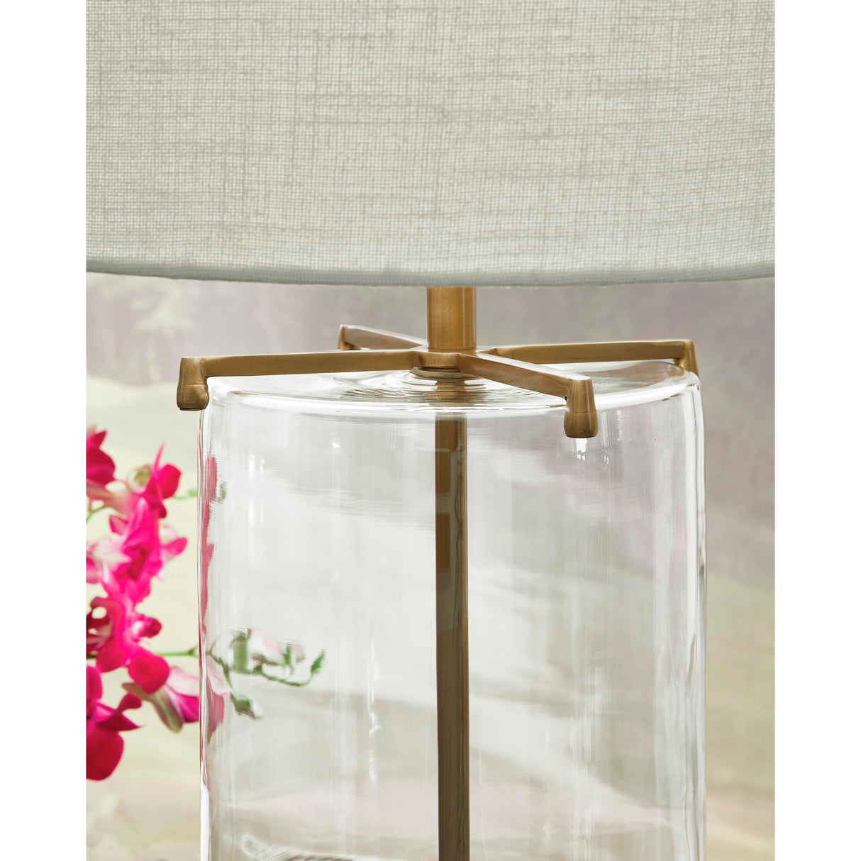 Signature Design by Ashley Gizeh Table Lamp L430954 IMAGE 3