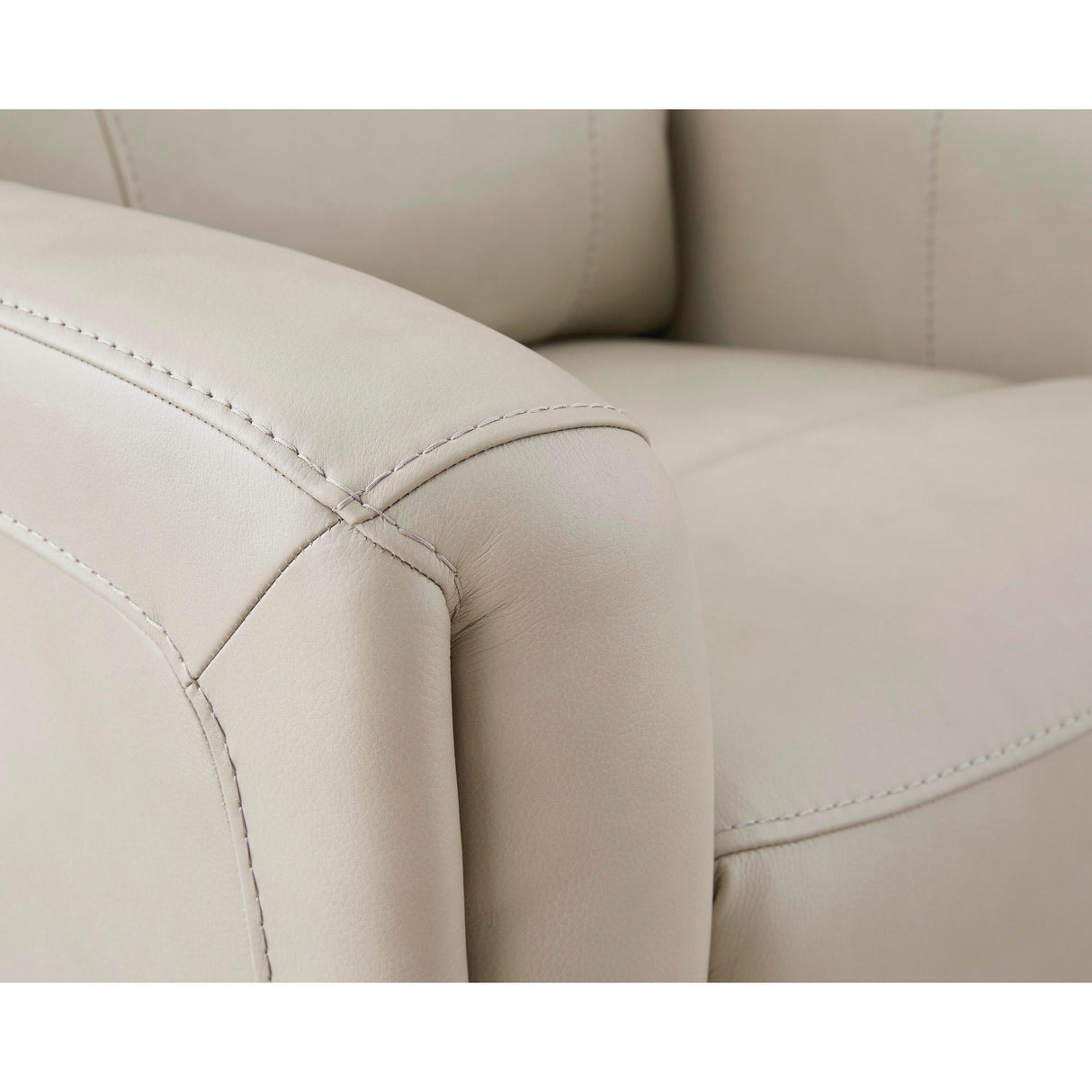 Signature Design by Ashley Pincara Power Leather Match Recliner PCU1380042 IMAGE 8