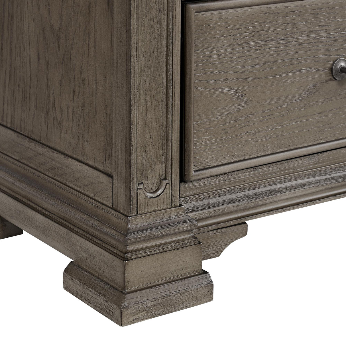 Elements International Kings Court B.10315.DR 10-Drawer Dresser IMAGE 4