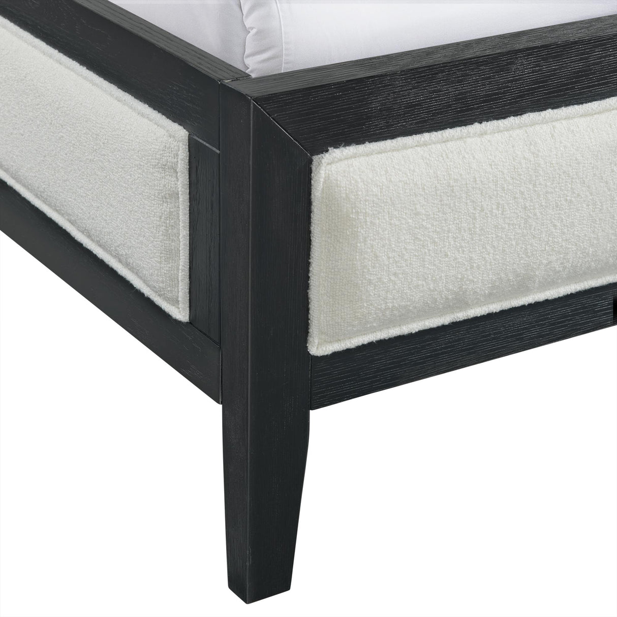 Elements International Versailles Contemporary B-3690-8W-KB1 King Panel Bed IMAGE 6