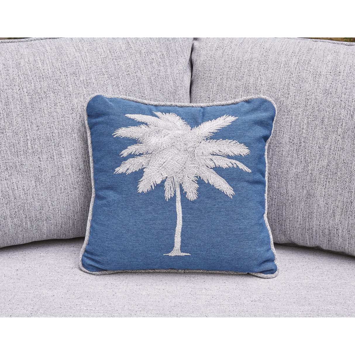 Signature Design by Ashley Naples Beach P439-854 RAF/LAF Loveseat with Cushion IMAGE 5