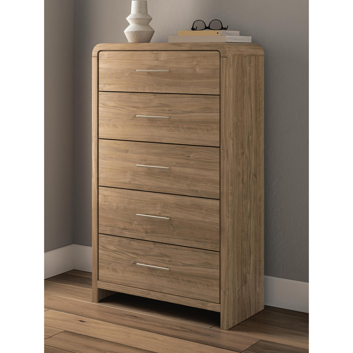 Signature Design by Ashley Dovander PCB1121-46 Five Drawer Chest IMAGE 2