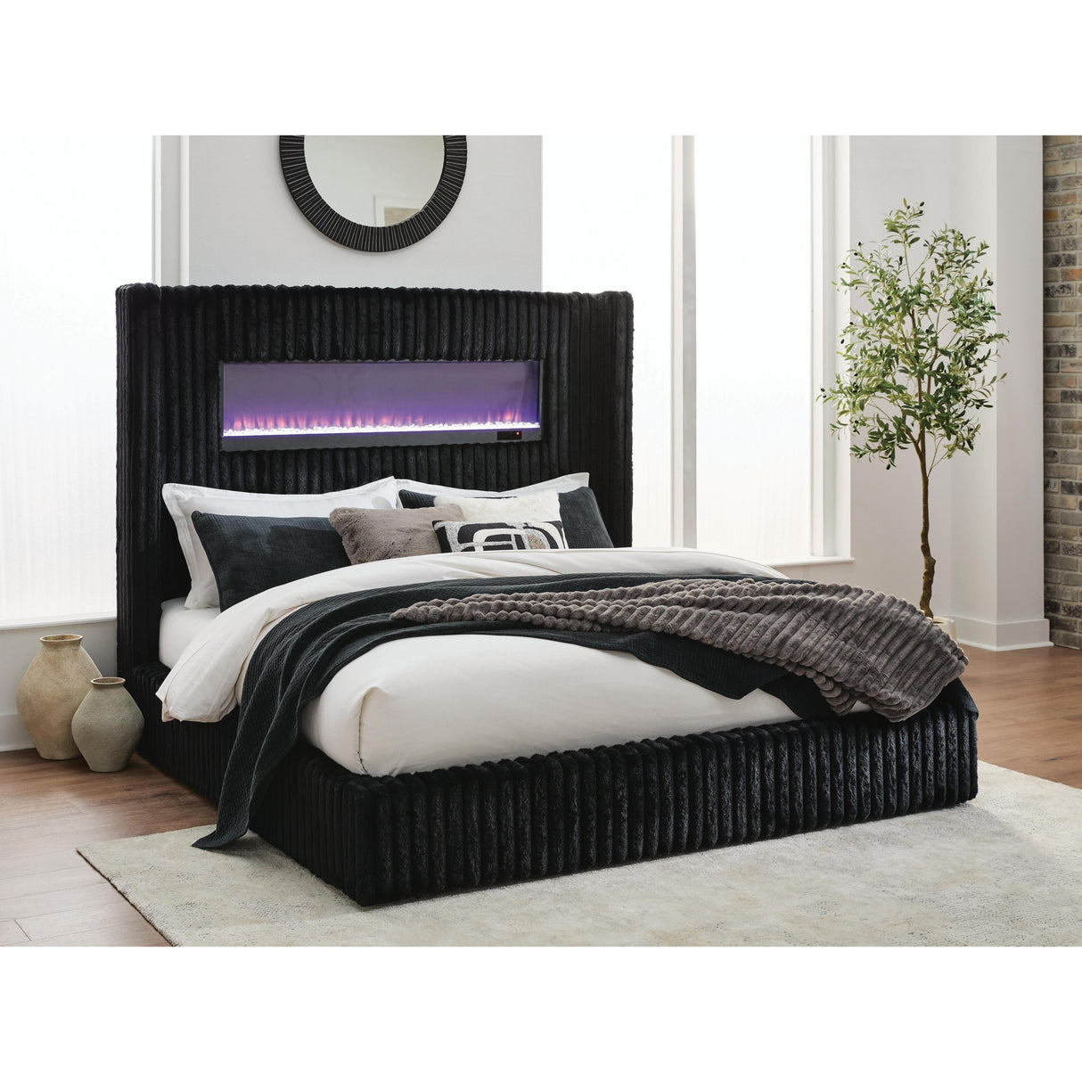 Signature Design by Ashley Tayleena PCB620B2 King Upholstered Bed IMAGE 10