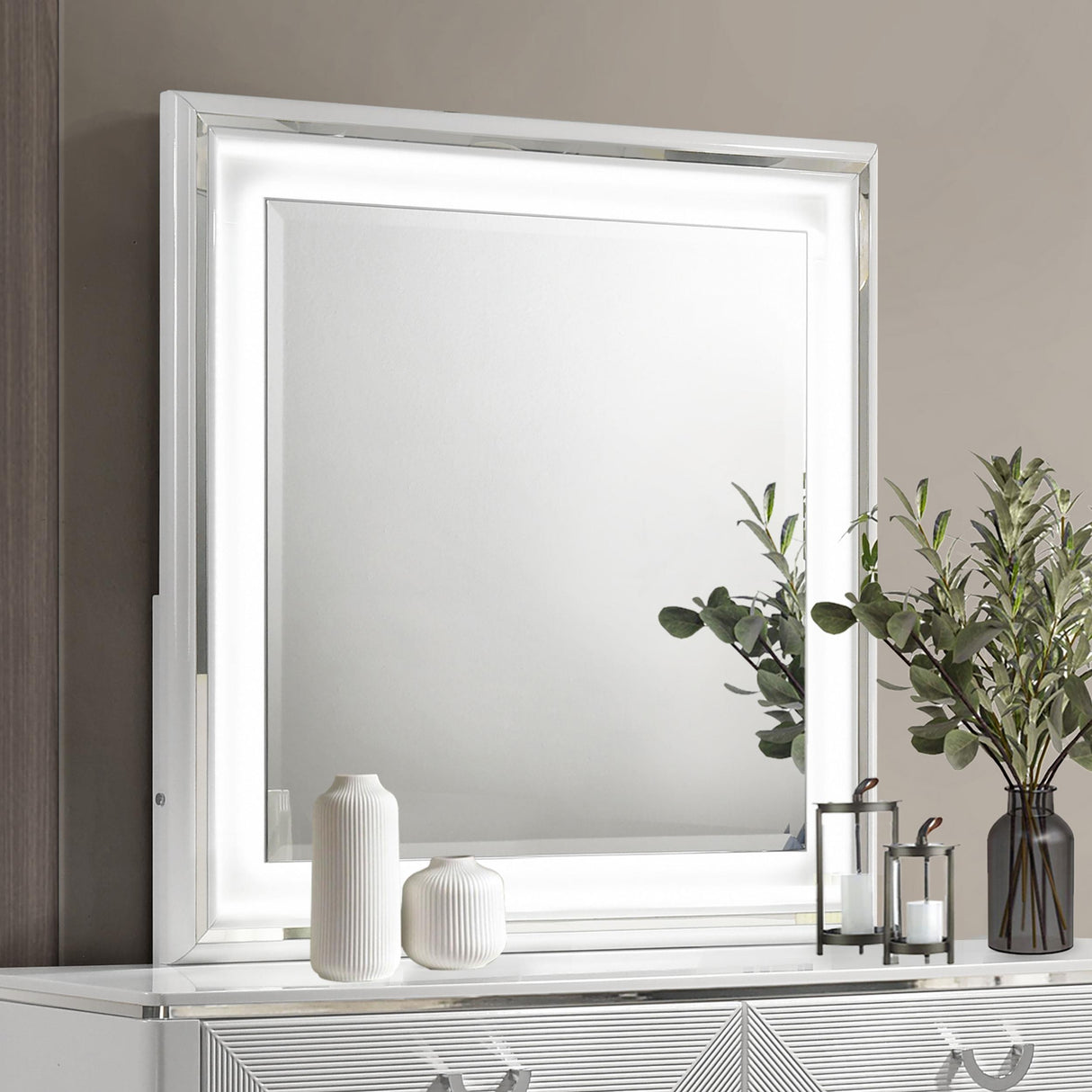 Coaster Furniture Cassia 215794 Dresser Mirror - White High Gloss IMAGE 4