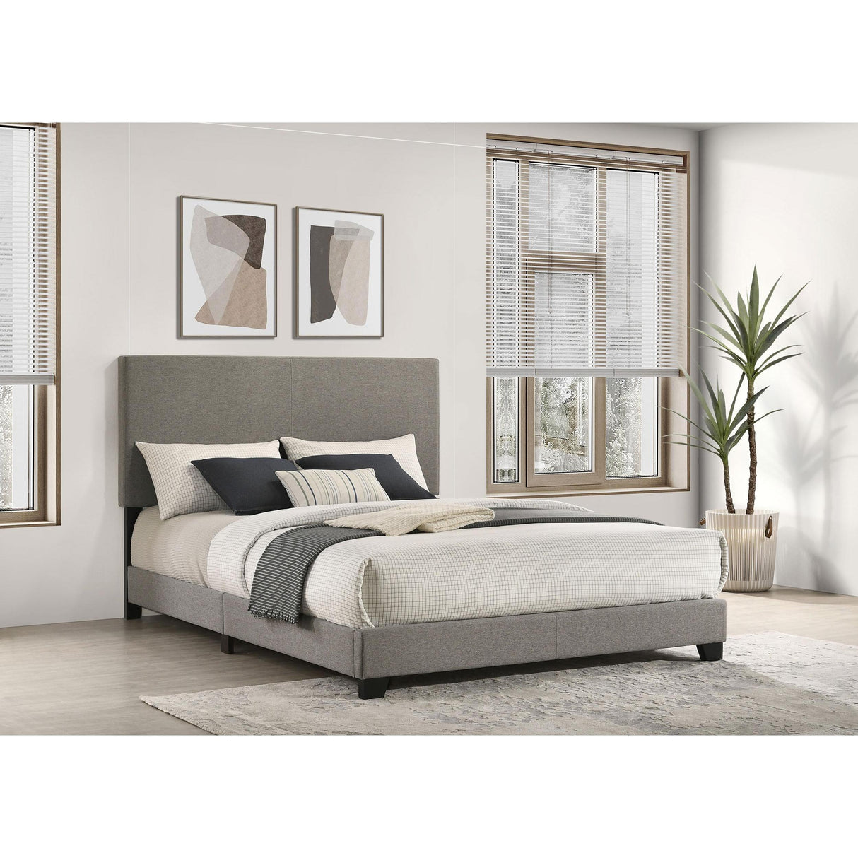 Coaster Furniture Dorian 300851Q Fabric Upholstered Queen Panel Bed - Taupe IMAGE 2