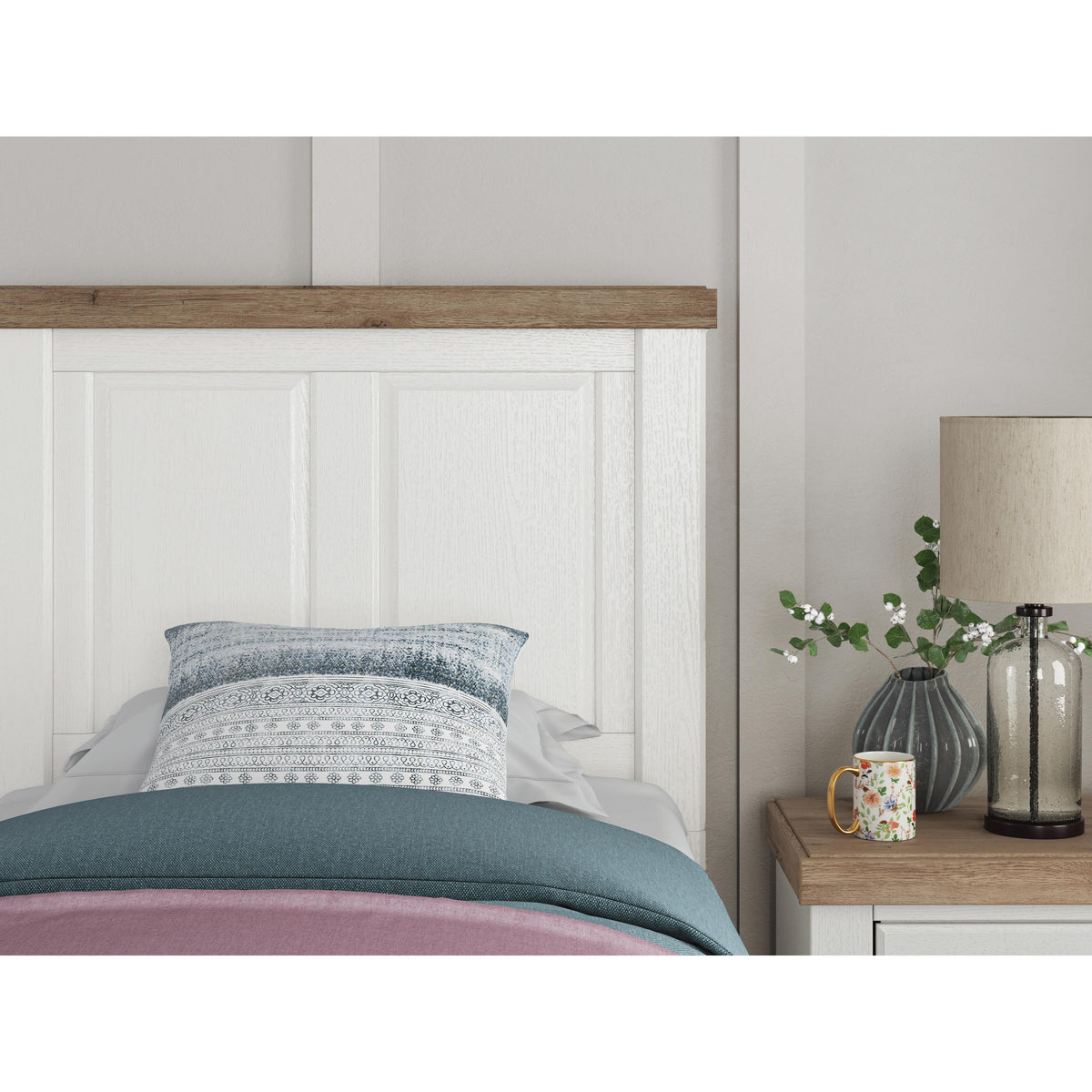 Benchcraft Savonport B4615B18 Twin Panel Bed with Storage IMAGE 10