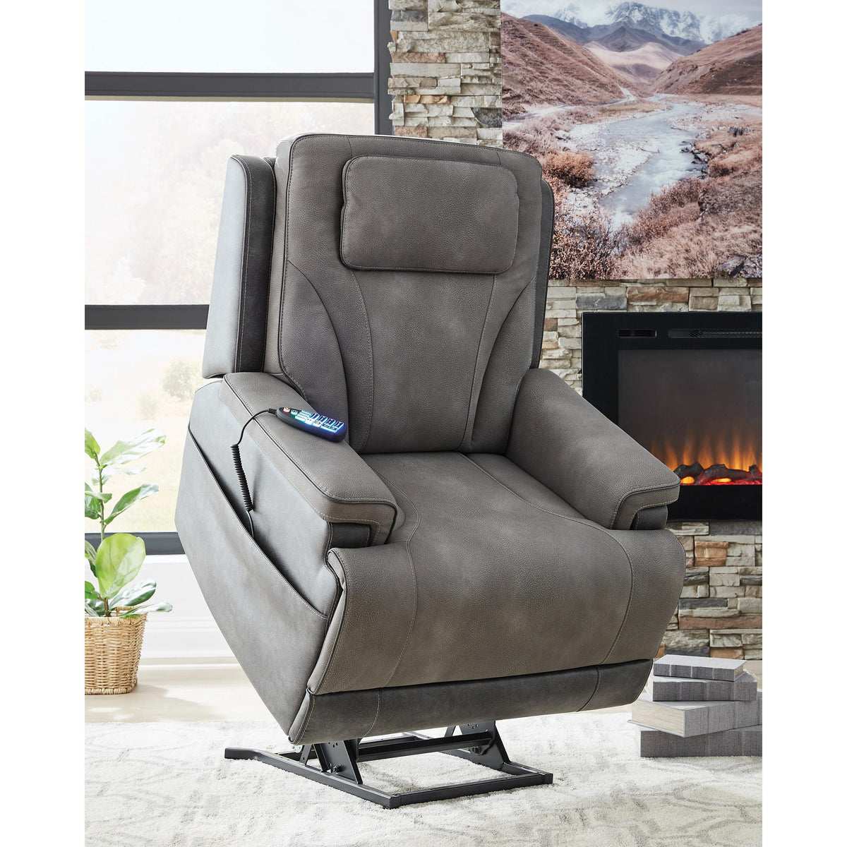 Signature Design by Ashley 4Z-Peaceful Pause PC1210412 Power Lift Recliner IMAGE 9