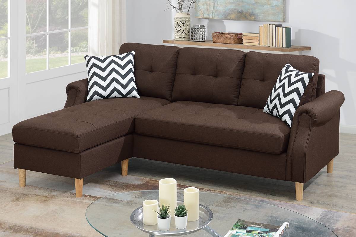 Reversible Sectional with 2 Accent Pillow