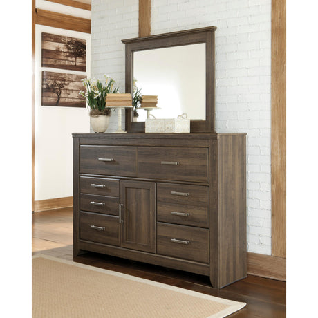  Signature Design by Ashley Juararo B251 7 pc Queen Panel Bedroom Set IMAGE 3