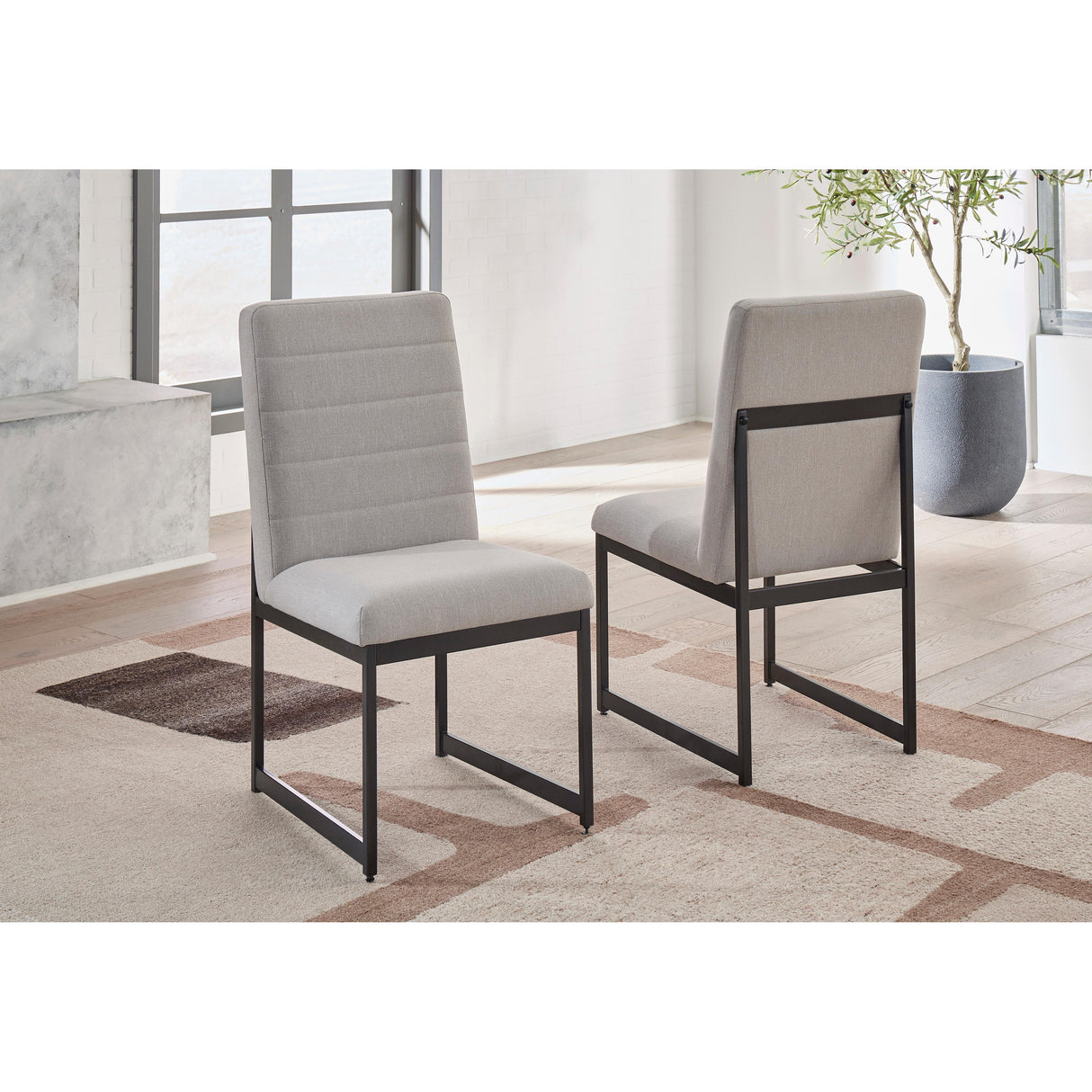  Signature Design by Ashley Tomtyn D622 7 pc Dining Set IMAGE 3