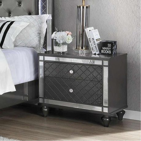  Crown Mark Refino B1670 7 pc Queen Panel Bedroom Set IMAGE 5