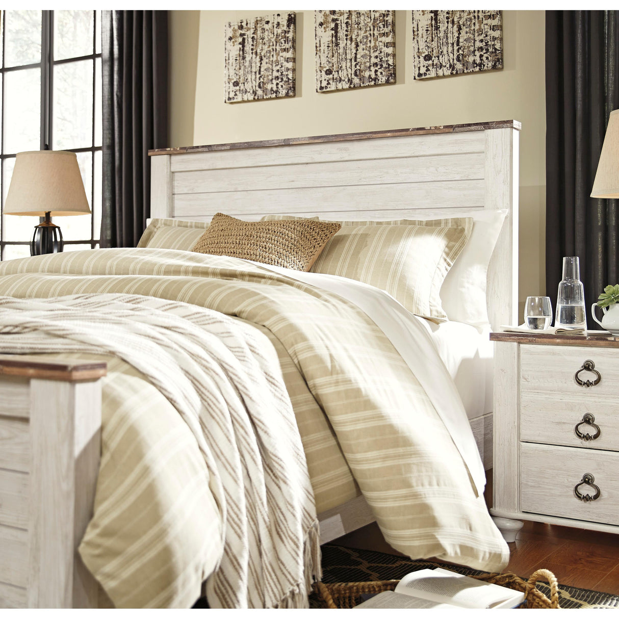  Signature Design by Ashley Willowton Queen Panel Bed B267-57/B267-54/B267-98 IMAGE 4