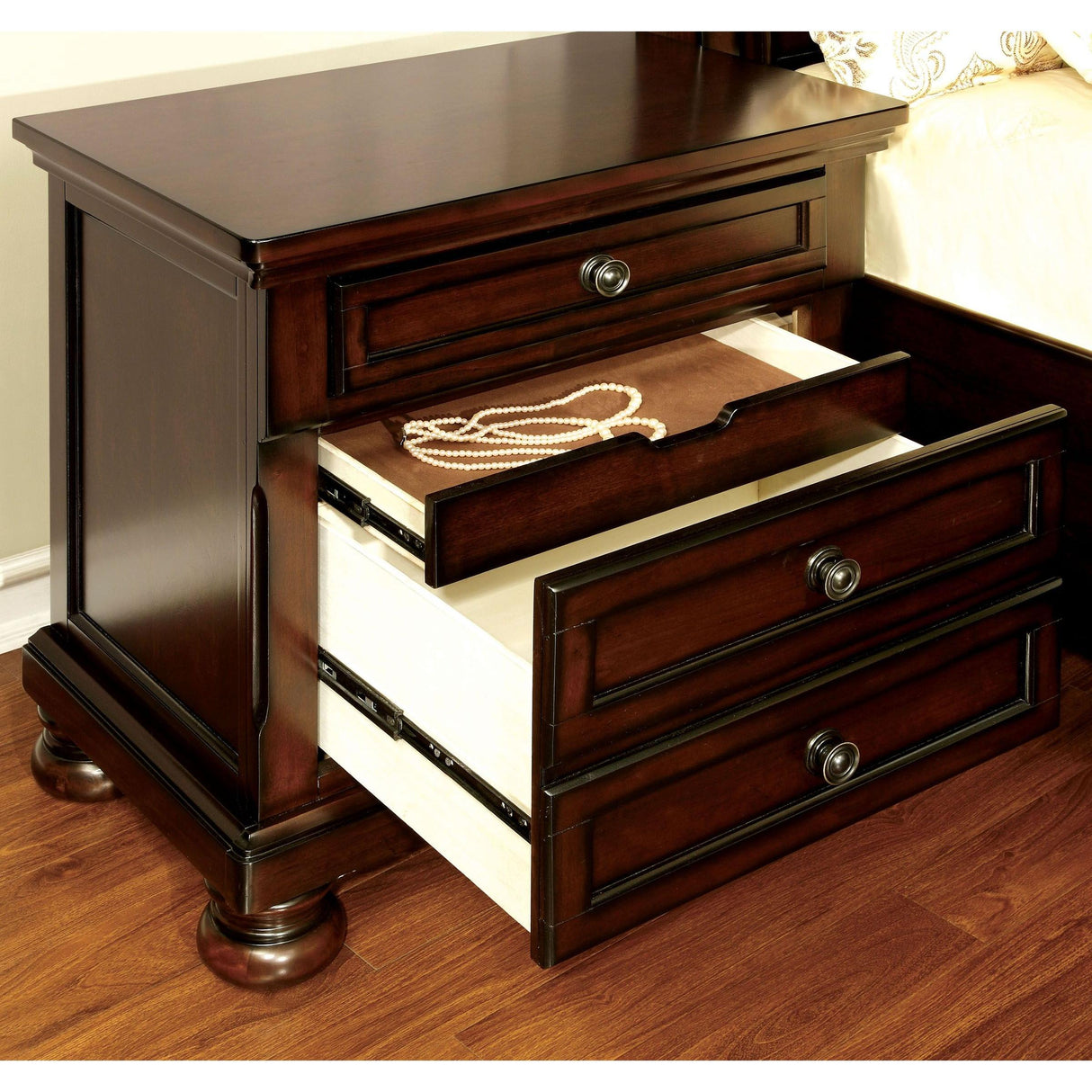  Furniture of America Northville 3-Drawer Nightstand CM7682N IMAGE 3