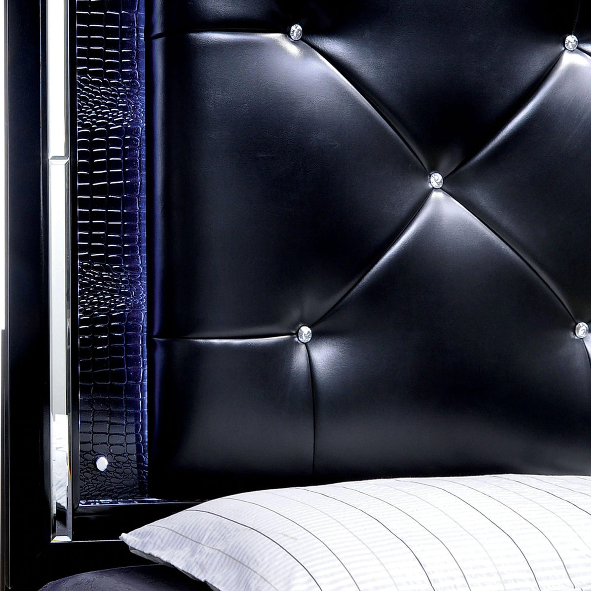  Furniture of America Bellanova CM7979BK-Q Queen Bed IMAGE 3
