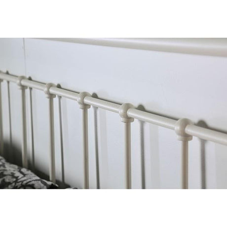  Furniture of America Iria Full Metal Bed CM7701WH-F IMAGE 4
