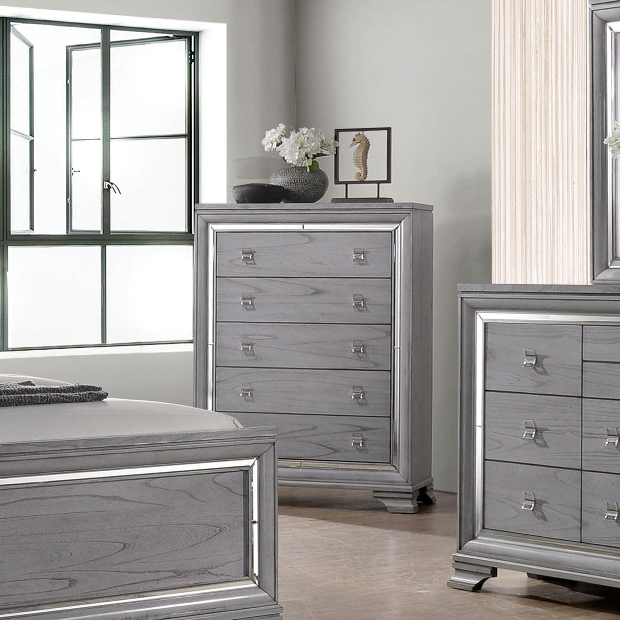  Furniture of America Alanis 5-Drawer Chest CM7579C IMAGE 2