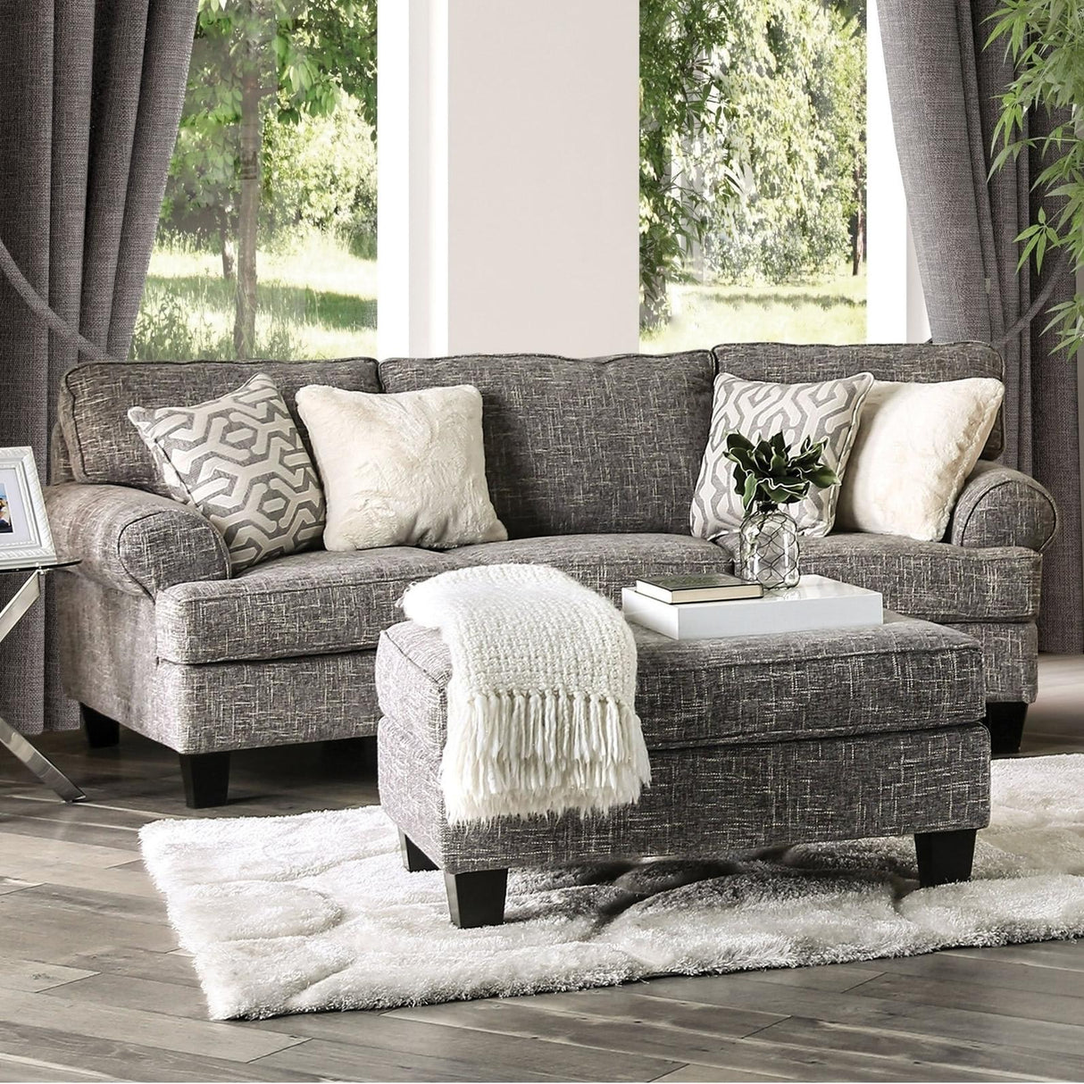  Furniture of America Pierpont Stationary Fabric Sofa SM8012-SF IMAGE 1