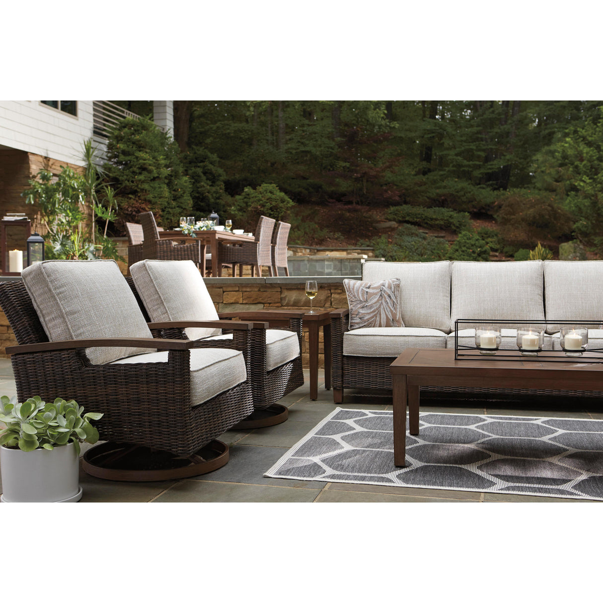  Signature Design by Ashley Paradise Trail P750-821 Swivel Lounge Chair IMAGE 5