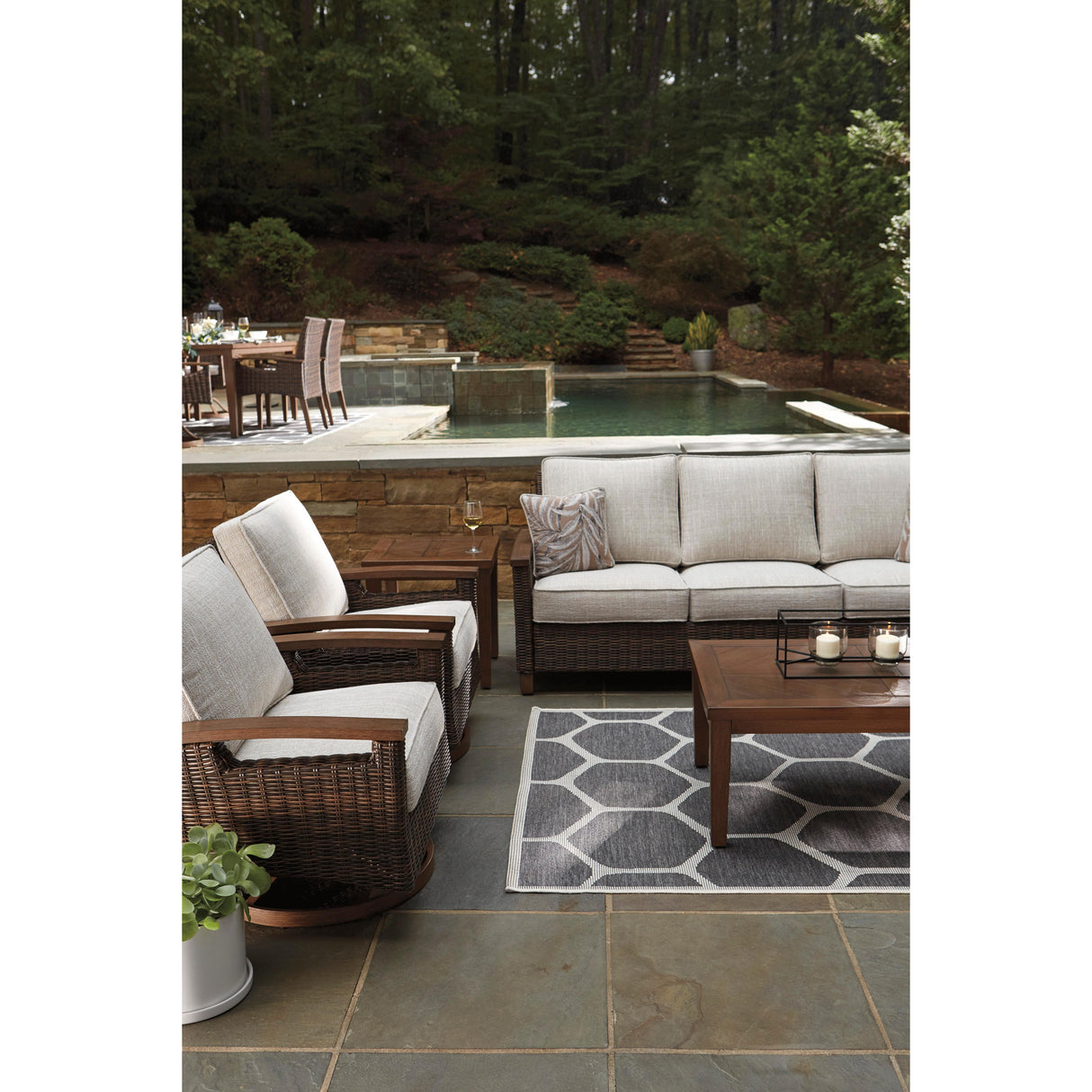  Signature Design by Ashley Paradise Trail P750-821 Swivel Lounge Chair IMAGE 7