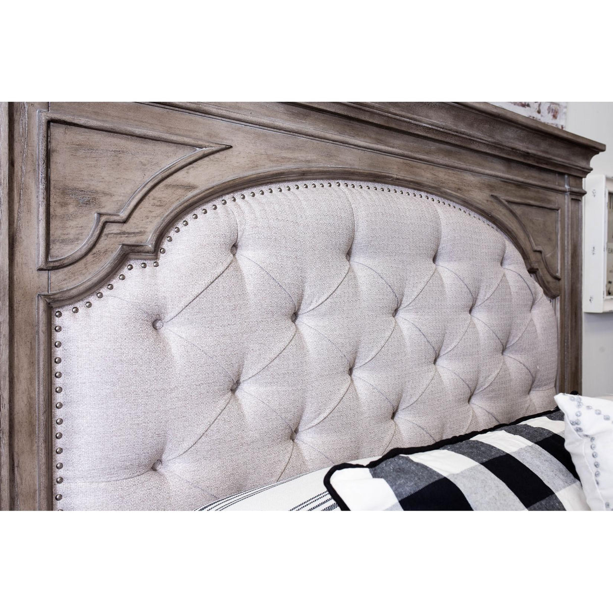  Steve Silver Furniture Highland Park HP900 King Panel Bed - Driftwood IMAGE 2