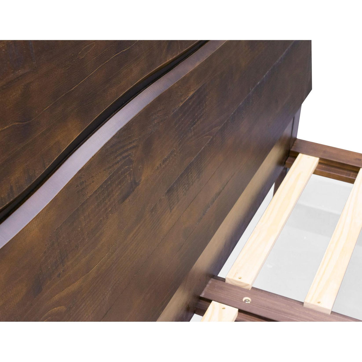  Steve Silver Furniture Pasco AS900 Queen Platform Bed IMAGE 5