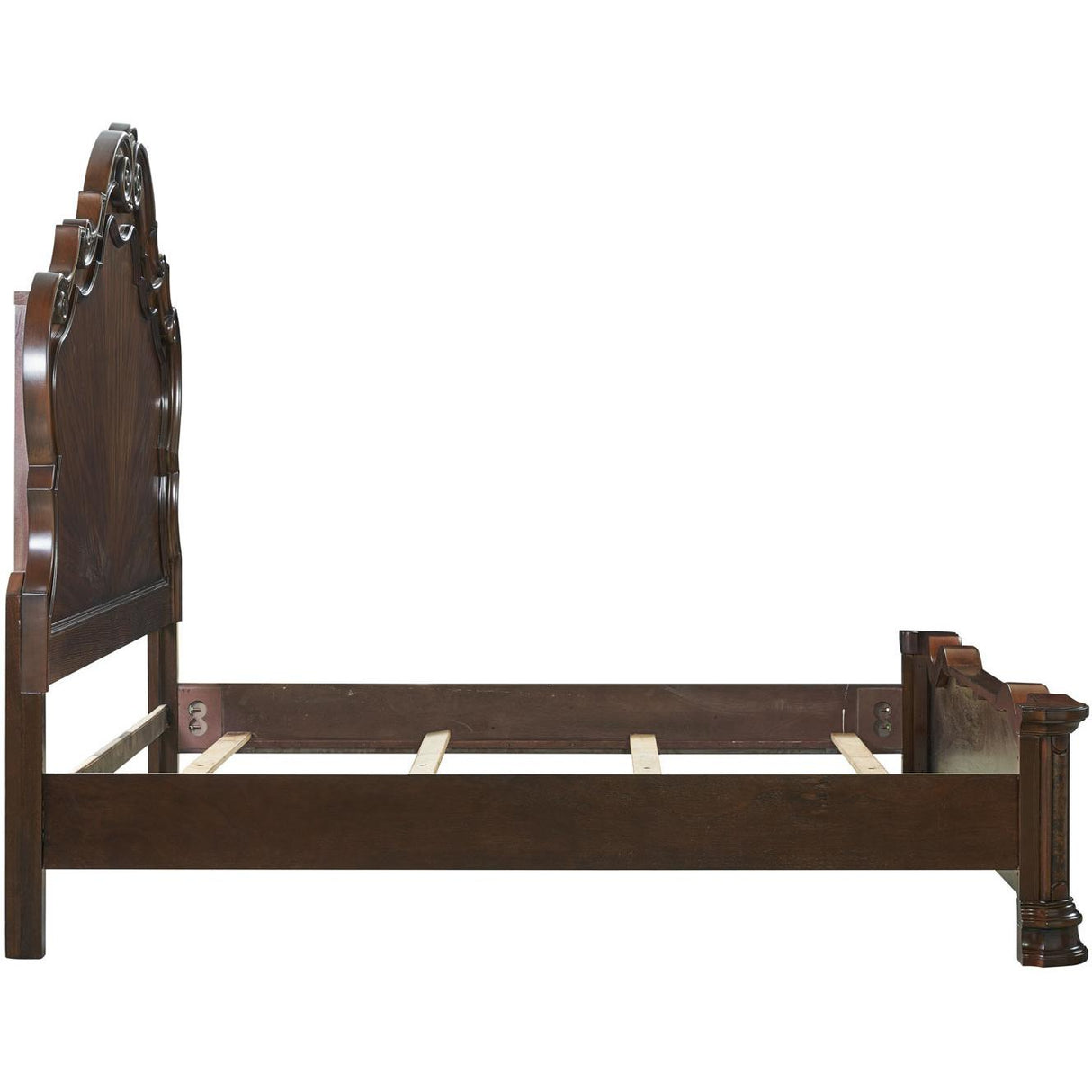  Steve Silver Furniture Royale RY900KBED King Panel Bed IMAGE 5