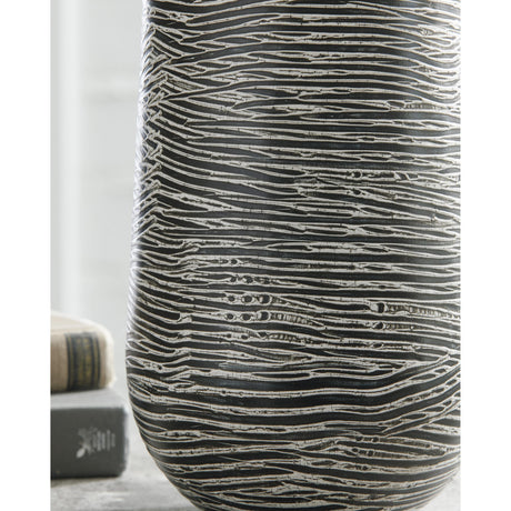  Signature Design by Ashley Fynn A2000515 Vase IMAGE 3