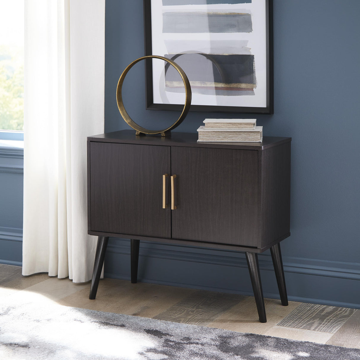  Signature Design by Ashley Orinfield A4000399 Accent Cabinet IMAGE 5