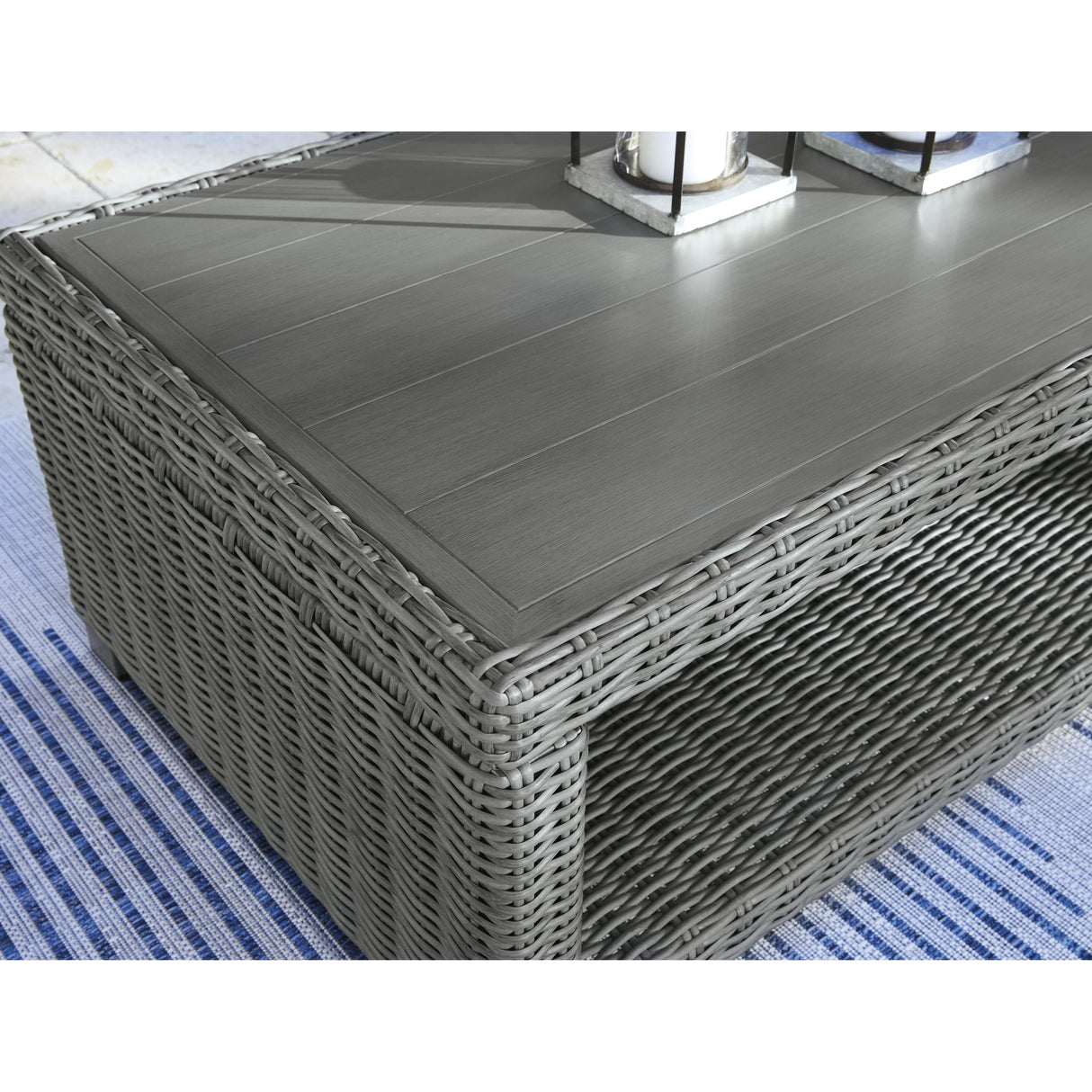  Signature Design by Ashley Elite Park P518-701 Rectangular Cocktail Table IMAGE 6