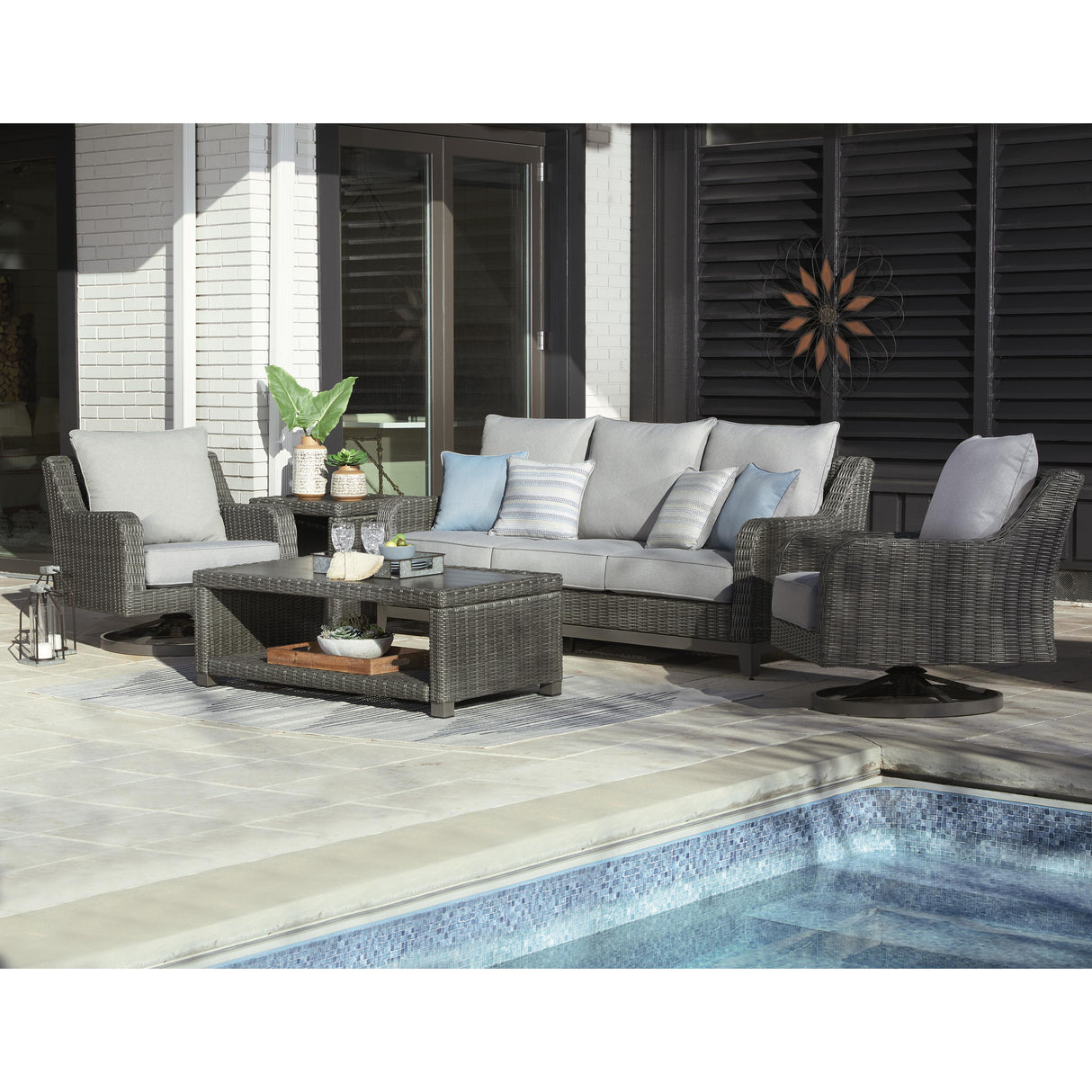  Signature Design by Ashley Elite Park P518-821 Swivel Lounge with Cushion IMAGE 7