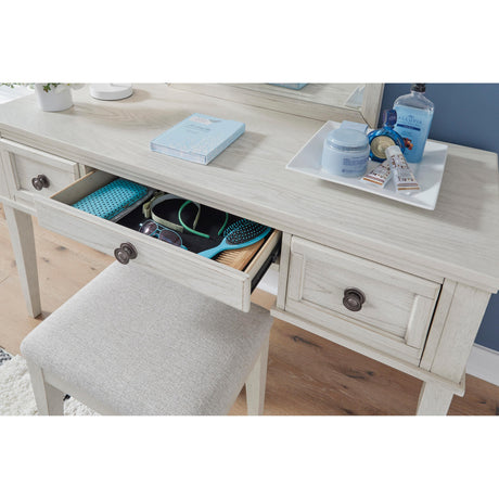  Signature Design by Ashley Robbinsdale B742-22 Vanity/Upholstered Stool IMAGE 3