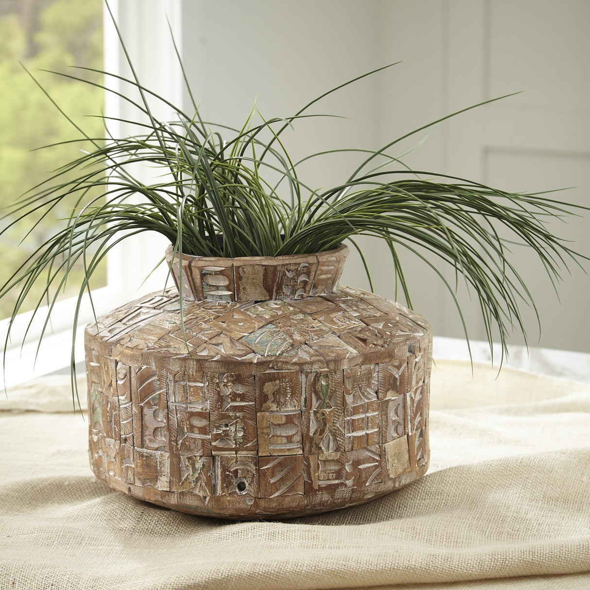  Signature Design by Ashley Meltland A2000557 Vase IMAGE 3