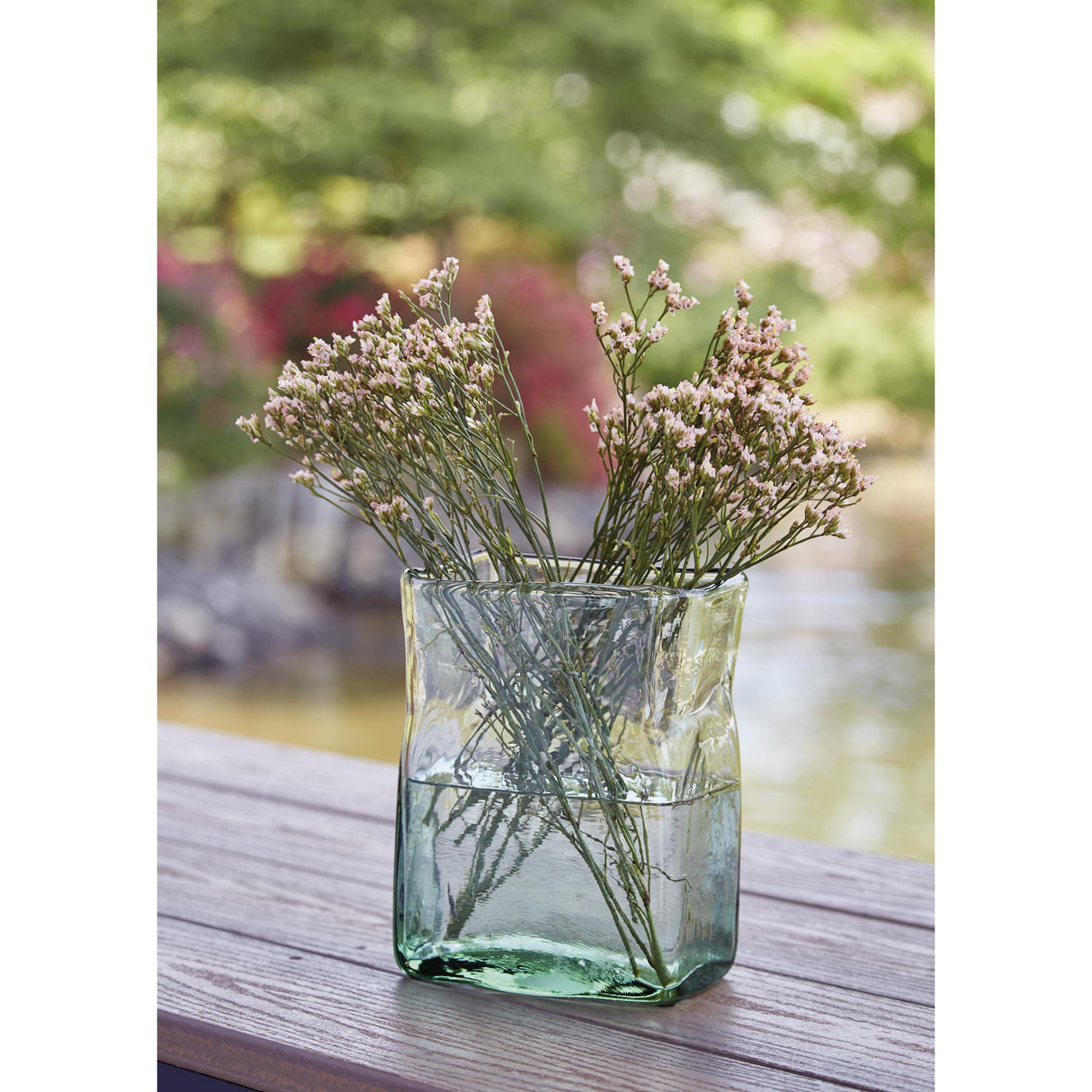  Signature Design by Ashley Taylow A2000536 Vase IMAGE 3