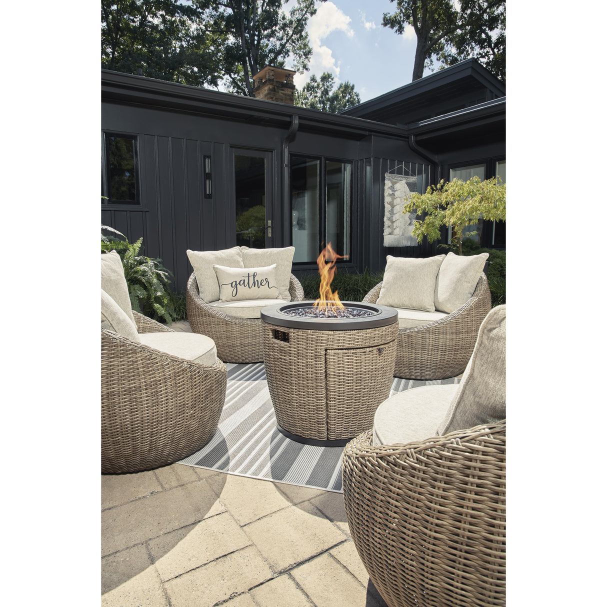  Signature Design by Ashley Danson P505-821 Swivel Lounge with Cushion IMAGE 8