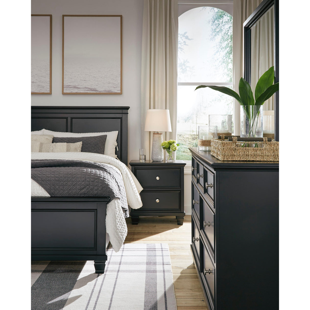  Signature Design by Ashley Lanolee B687B8 King Panel Bed IMAGE 7