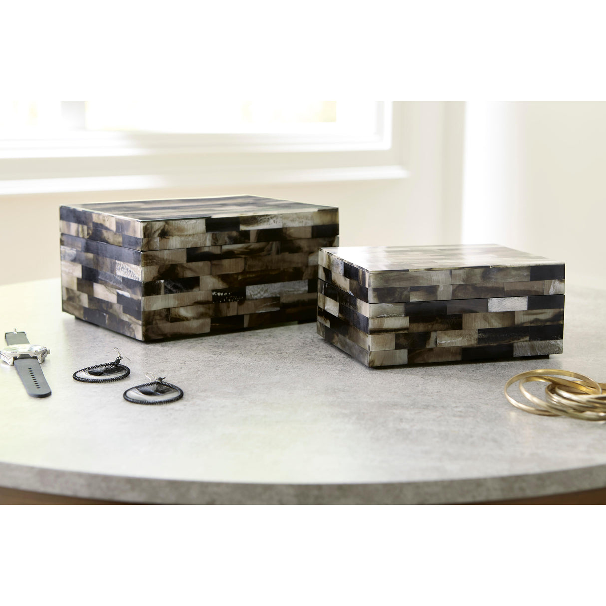  Signature Design by Ashley Ellford A2000596 Box Set IMAGE 3