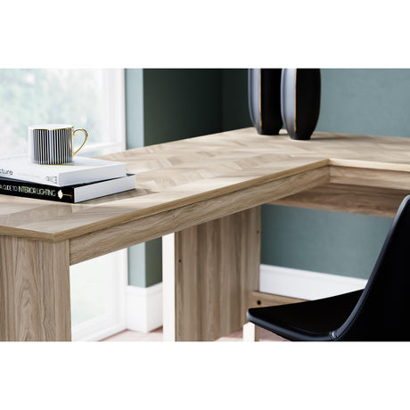  Signature Design by Ashley Battelle H3929H1 60" Home Office Desk with Return IMAGE 9