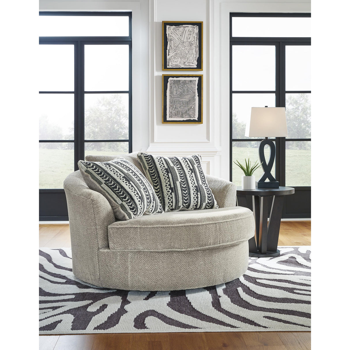  Benchcraft Calnita 2050221 Oversized Swivel Accent Chair IMAGE 5
