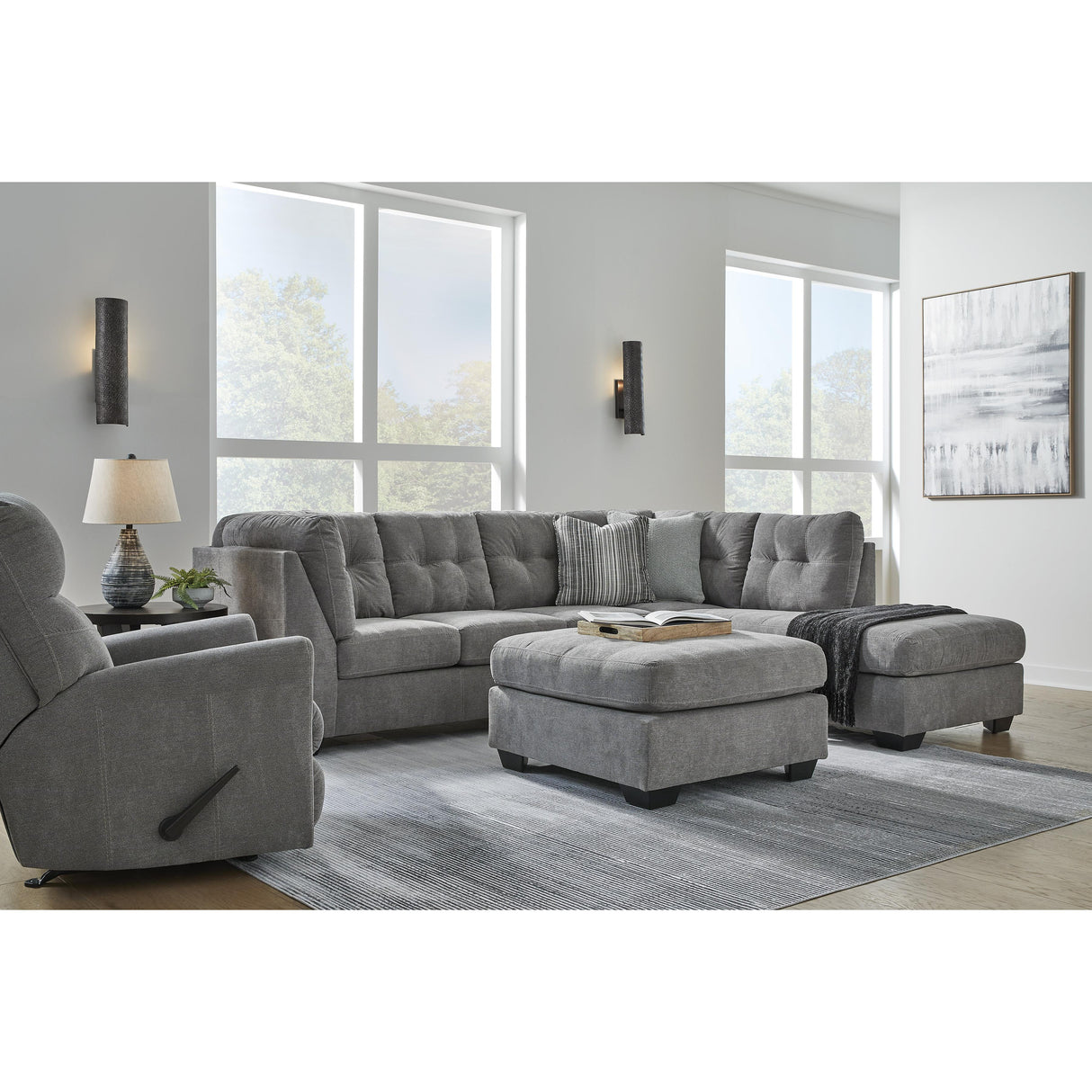 Signature Design by Ashley Marleton 55305S4 2 pc Sleeper Sectional with Chaise IMAGE 9