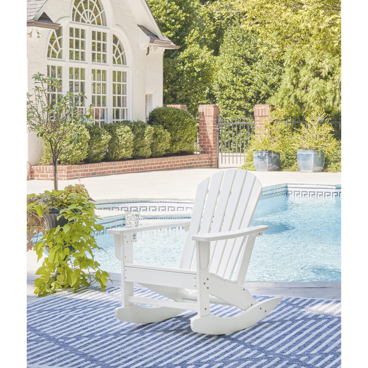  Signature Design by Ashley Sundown Treasure P011-827 Rocking Chair IMAGE 5