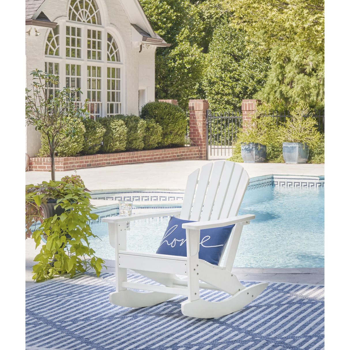  Signature Design by Ashley Sundown Treasure P011-827 Rocking Chair IMAGE 6