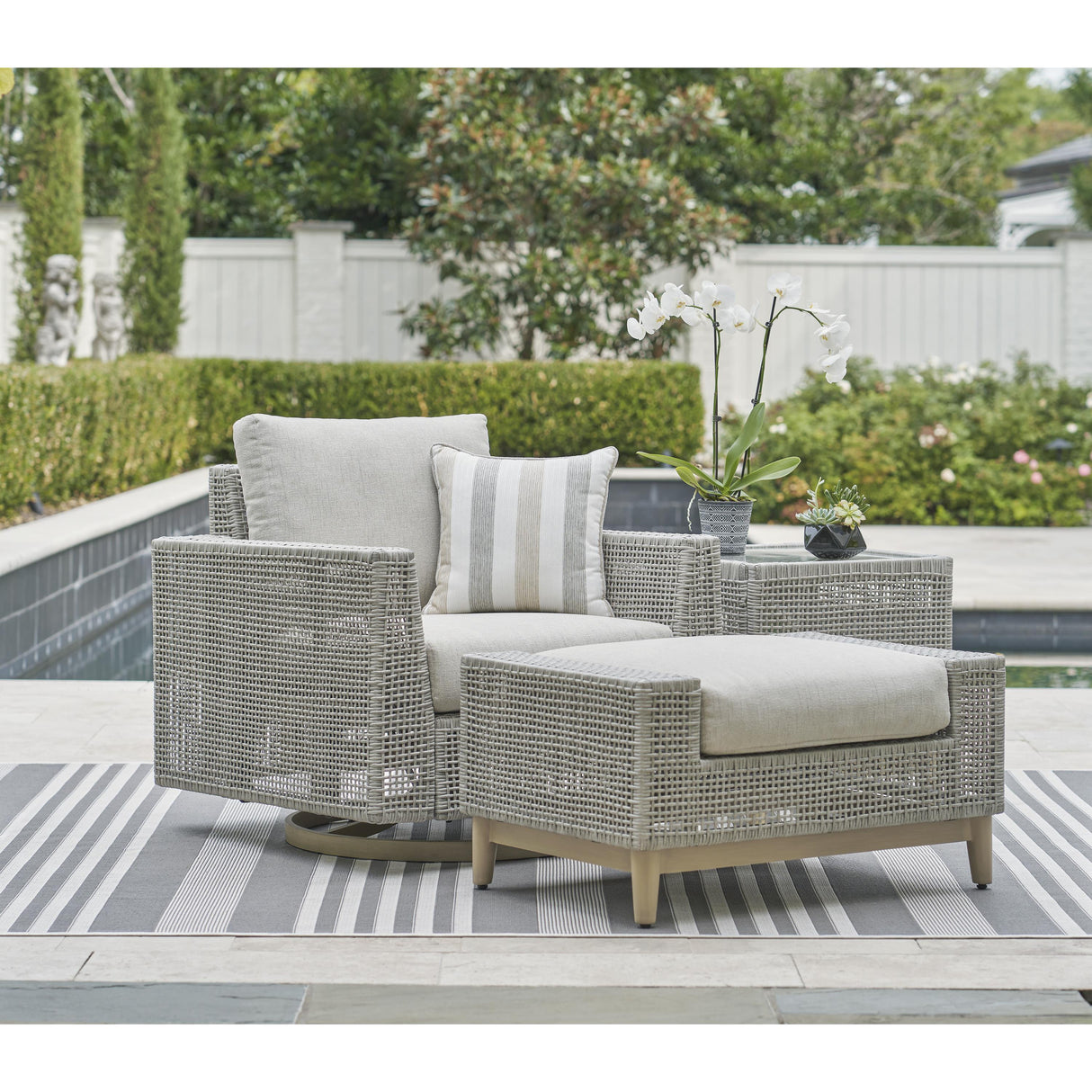  Signature Design by Ashley Seton Creek P798-814 Ottoman with Cushion IMAGE 7