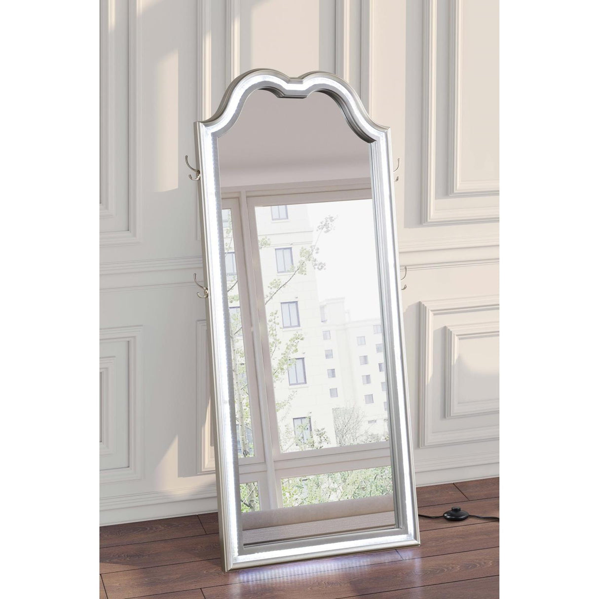  Coaster Furniture Evangeline 223400 Full Length LED Light Floor Mirror - Silver Oak IMAGE 3
