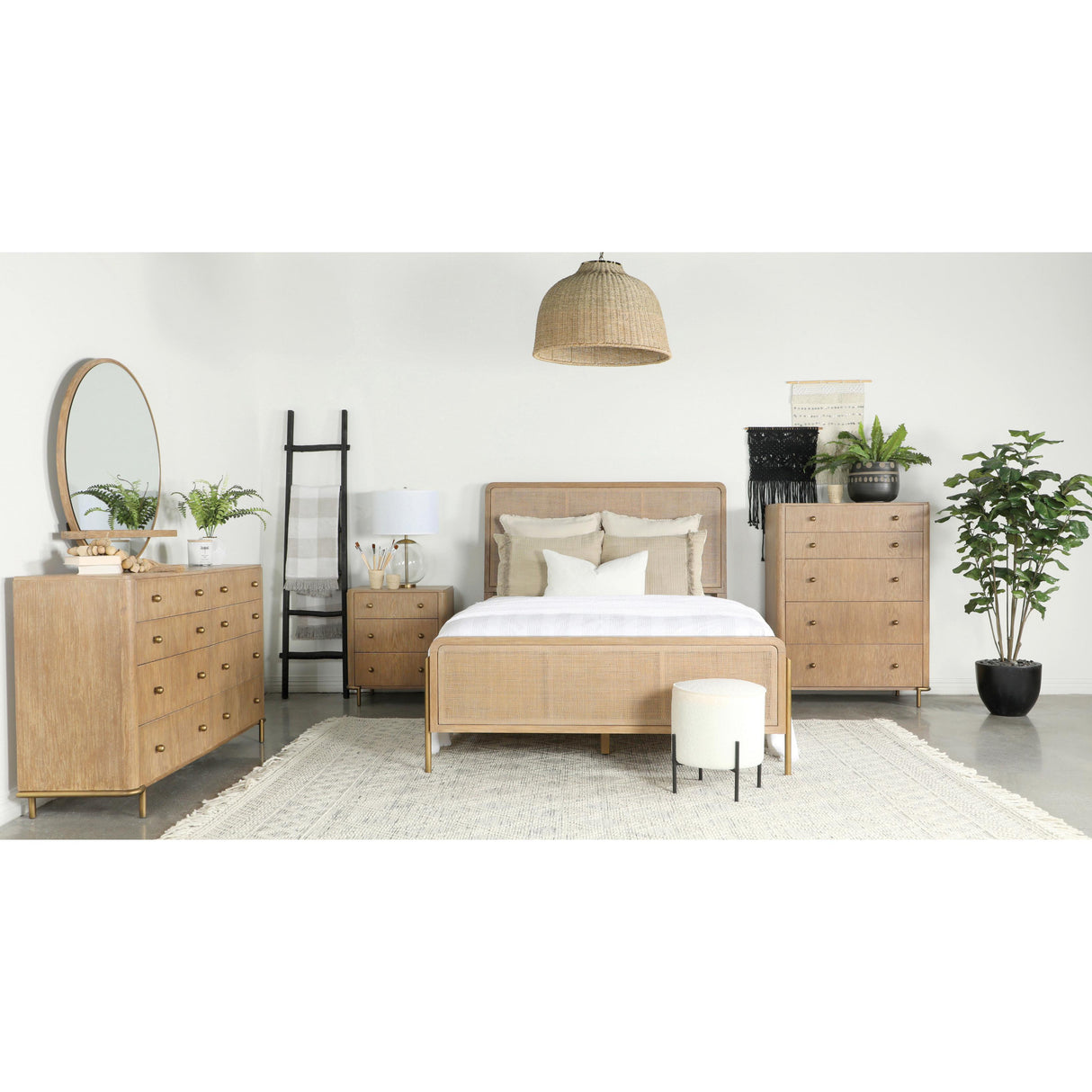  Coaster Furniture Arini 224303 8-Drawer Dresser - Sand Wash IMAGE 2