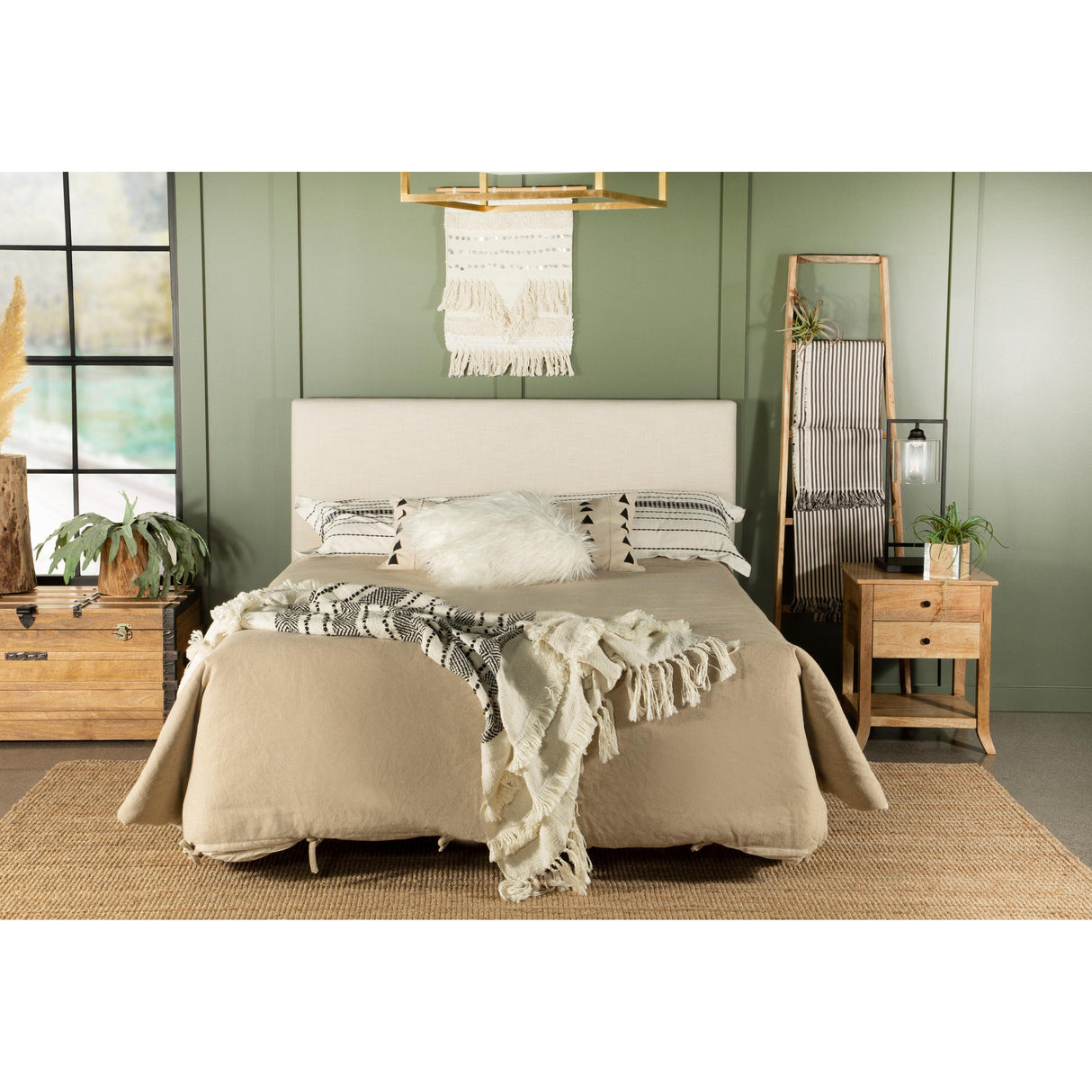  Coaster Furniture Pirro 315980K Upholstered King Panel Headboard - Sand IMAGE 2