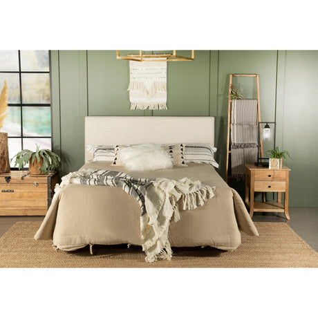  Coaster Furniture Pirro 315980K Upholstered King Panel Headboard - Sand IMAGE 2