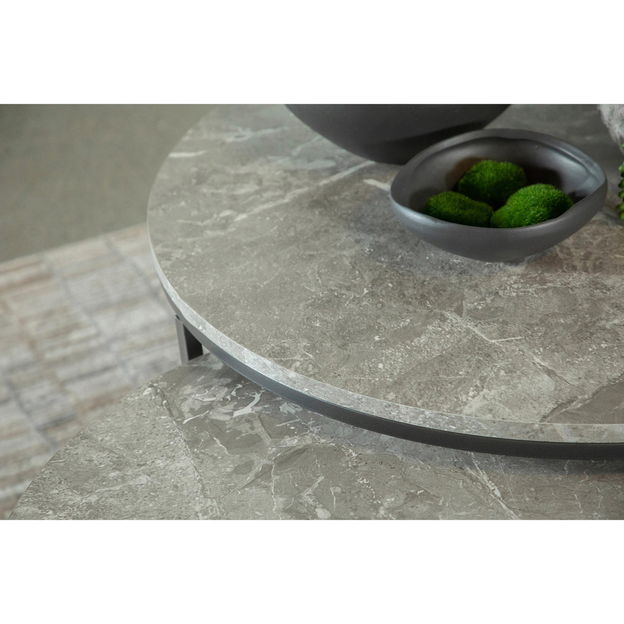  Coaster Furniture Lainey 736028 2-piece Round Faux Marble Nesting Coffee Table - Grey IMAGE 3