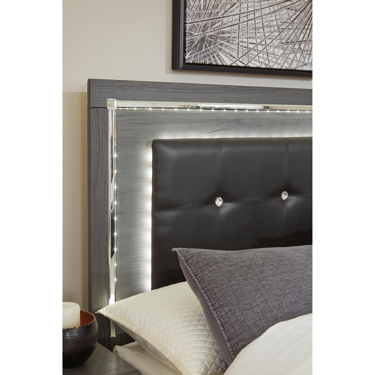  Signature Design by Ashley Lodanna B214B13 King Panel Bed with 2 Storage Drawers IMAGE 6