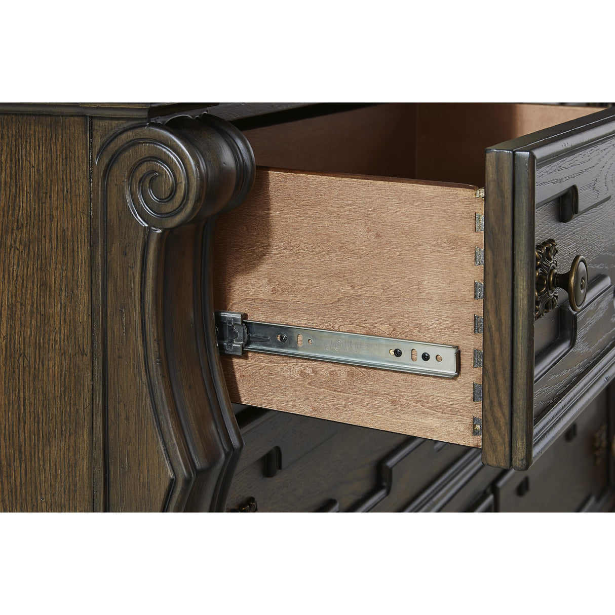  Signature Design by Ashley Maylee B947B1 Dresser and Mirror IMAGE 5