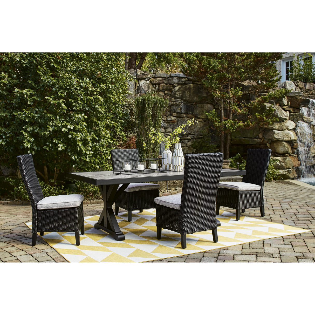  Signature Design by Ashley Beachcroft P792-601 Side Chair with Cushion IMAGE 7